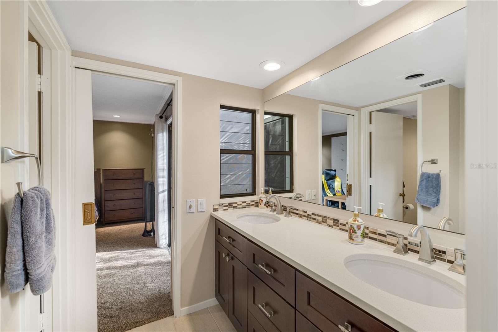 A4656355 Property Photo