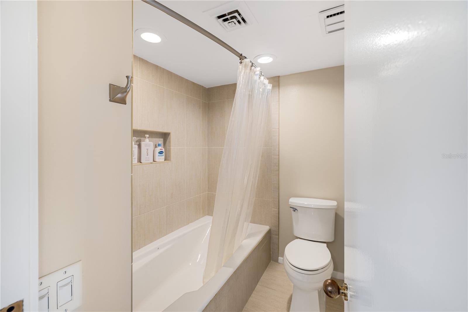 A4656355 Property Photo