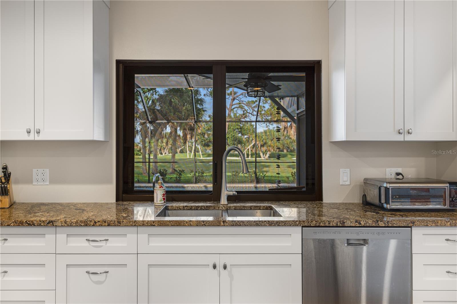 A4656355 Property Photo