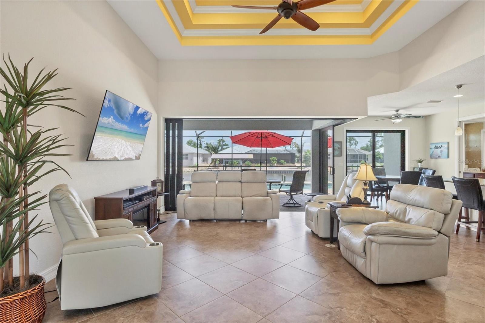 15128 HENNIPEN CIR, PORT CHARLOTTE, FL, 33981