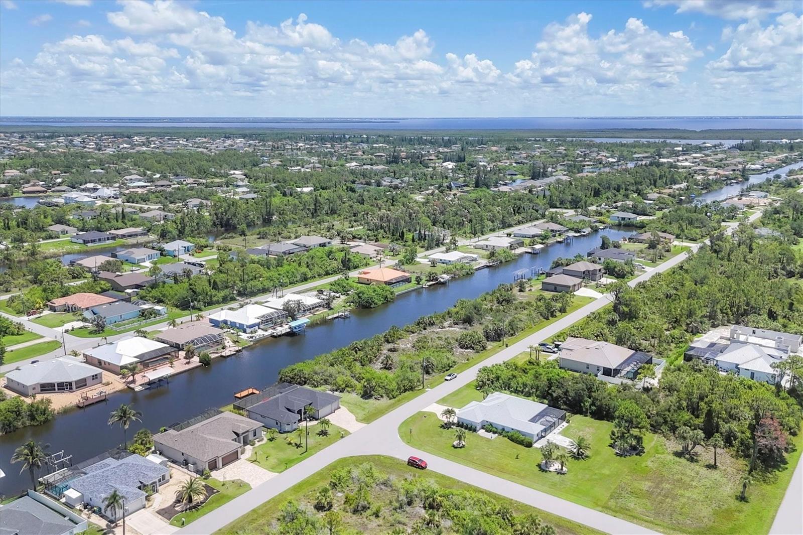 15128 HENNIPEN CIR, PORT CHARLOTTE, FL, 33981