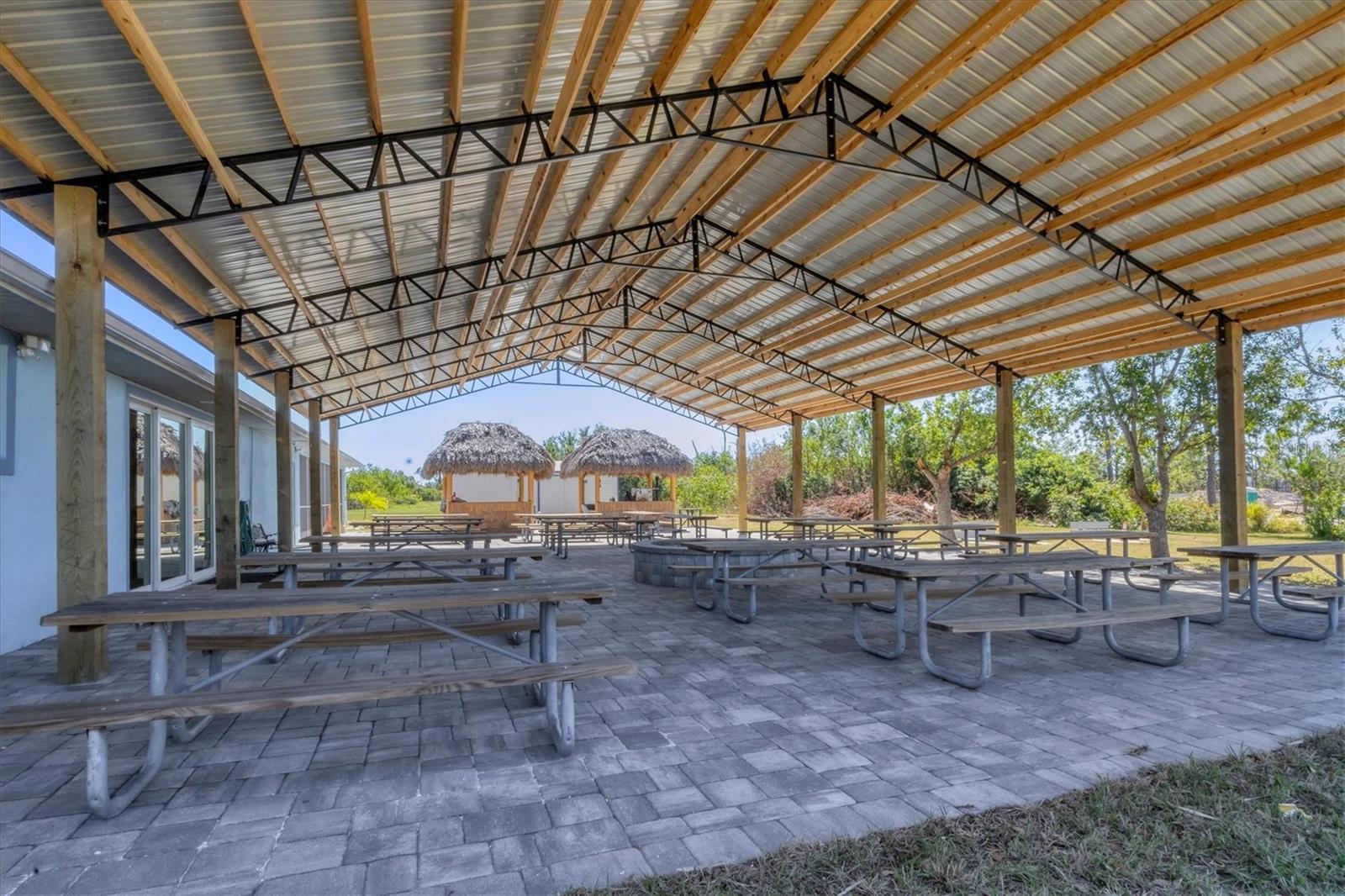 15128 HENNIPEN CIR, PORT CHARLOTTE, FL, 33981