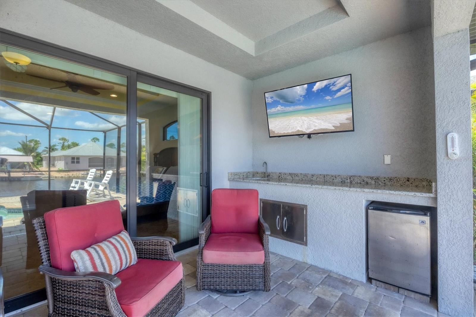 15128 HENNIPEN CIR, PORT CHARLOTTE, FL, 33981