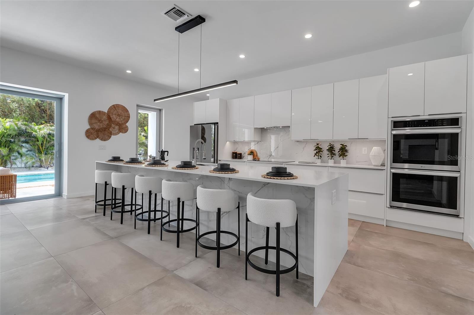 A4656371 Property Photo