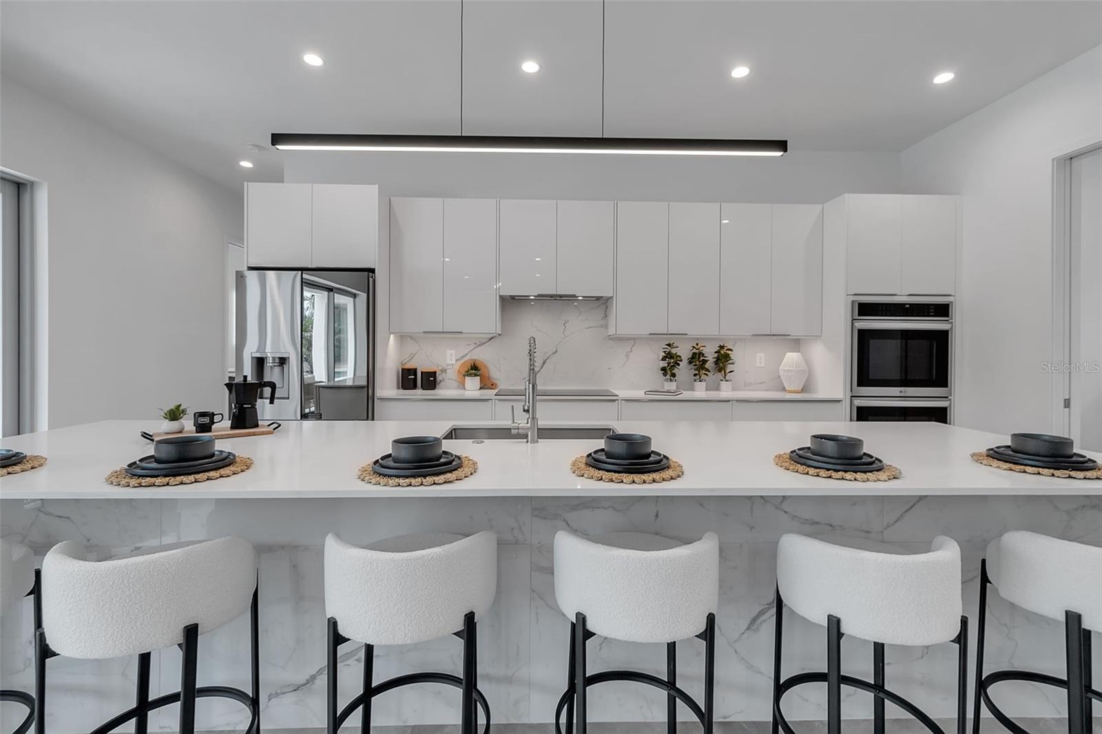 A4656371 Property Photo