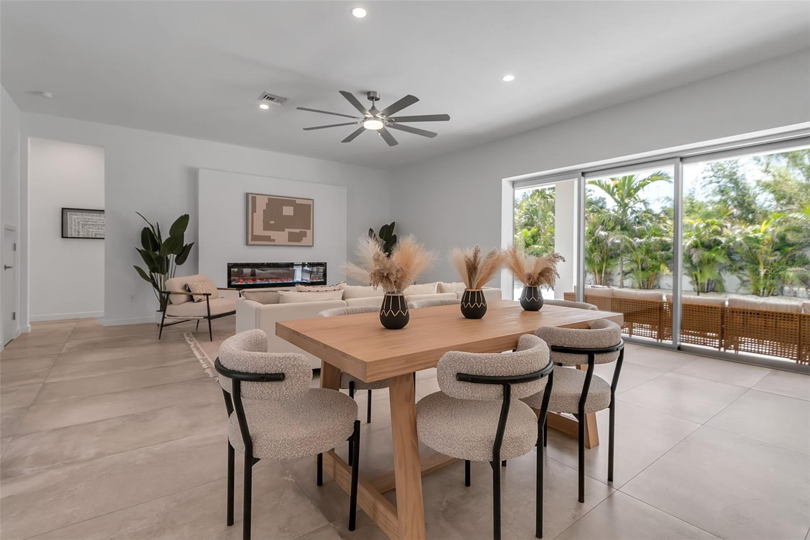 A4656371 Property Photo