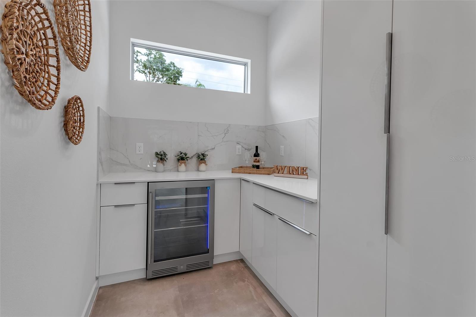 A4656371 Property Photo