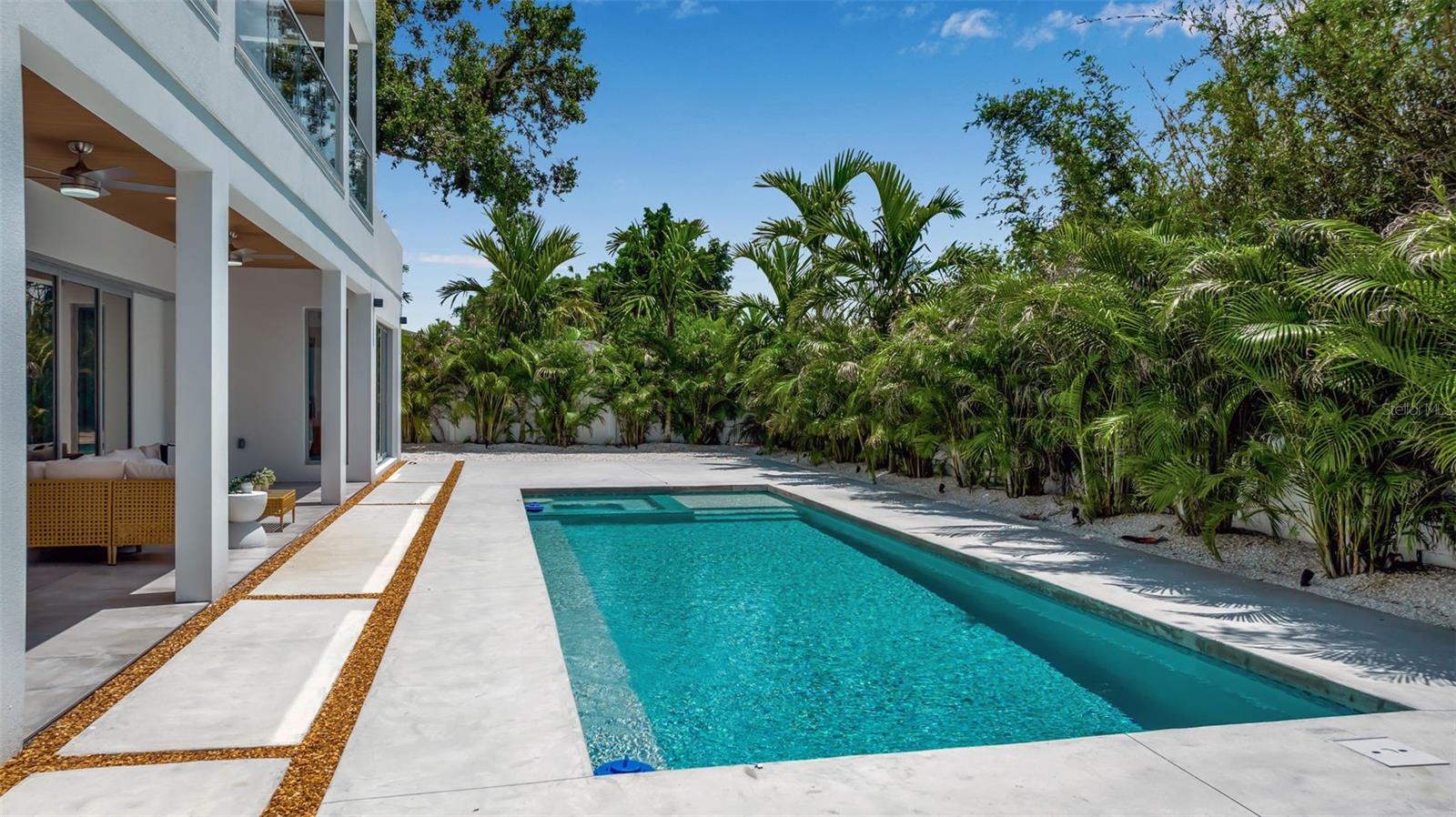 A4656371 Property Photo