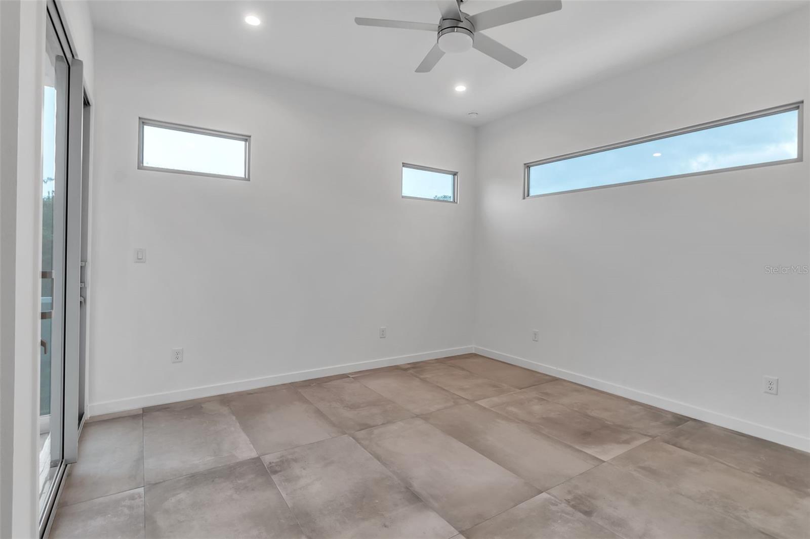 A4656371 Property Photo