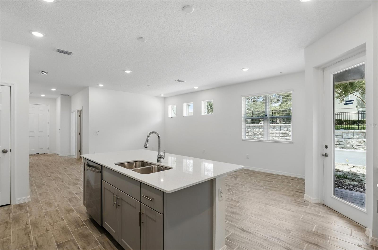 1432 SILVER LINING WAY, APOPKA, FL, 32703