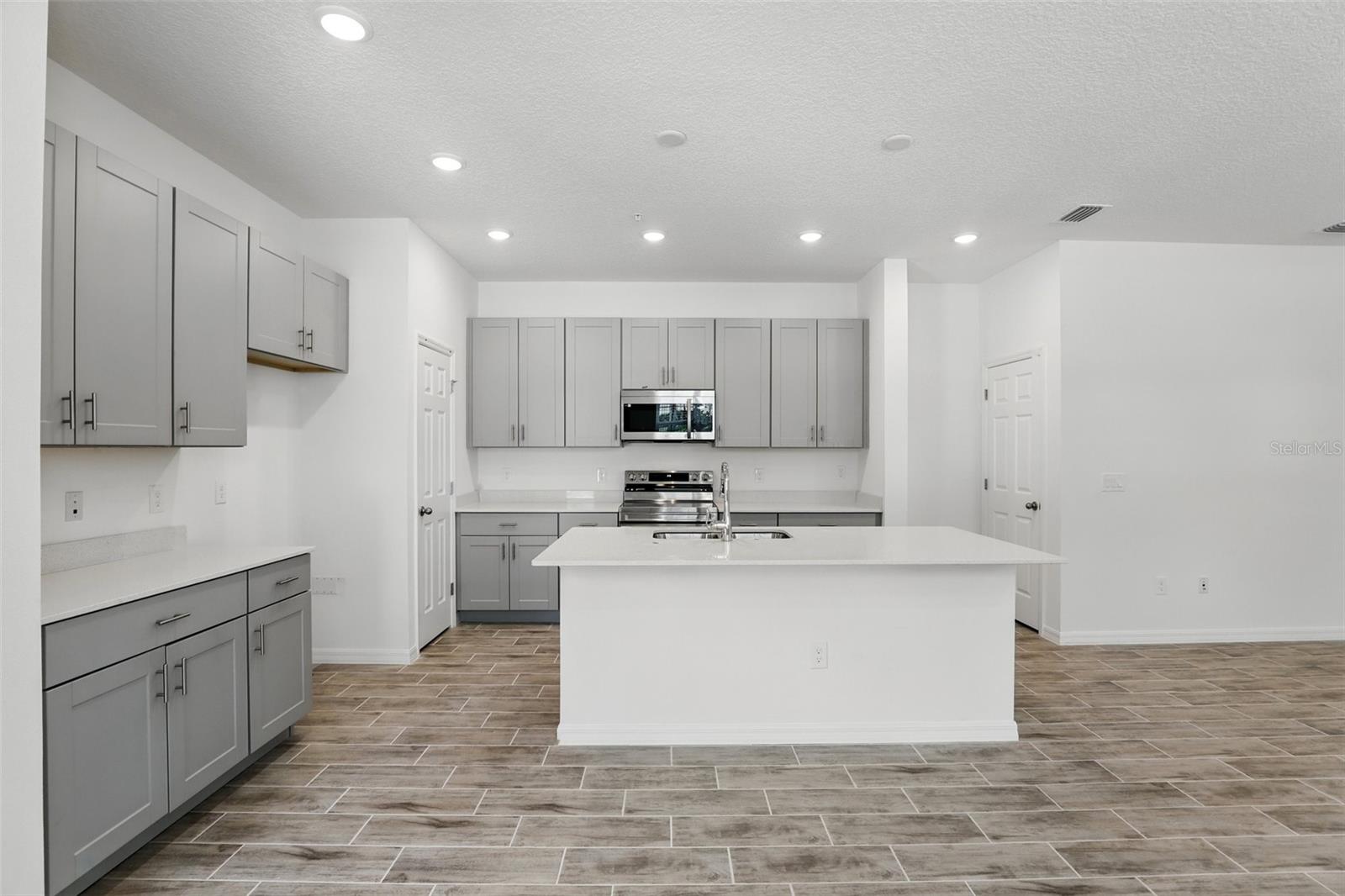 1432 SILVER LINING WAY, APOPKA, FL, 32703