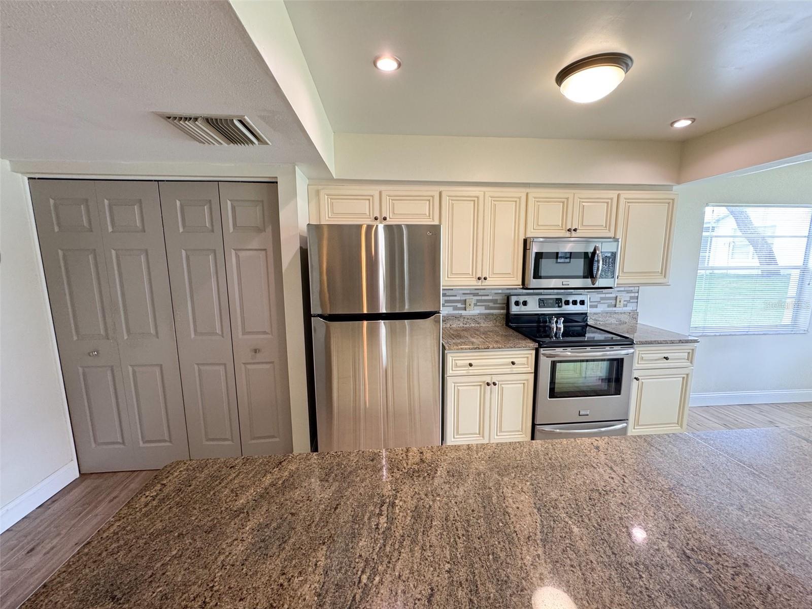 4702 PORTLAND MANOR DR, NEW PORT RICHEY, FL, 34655