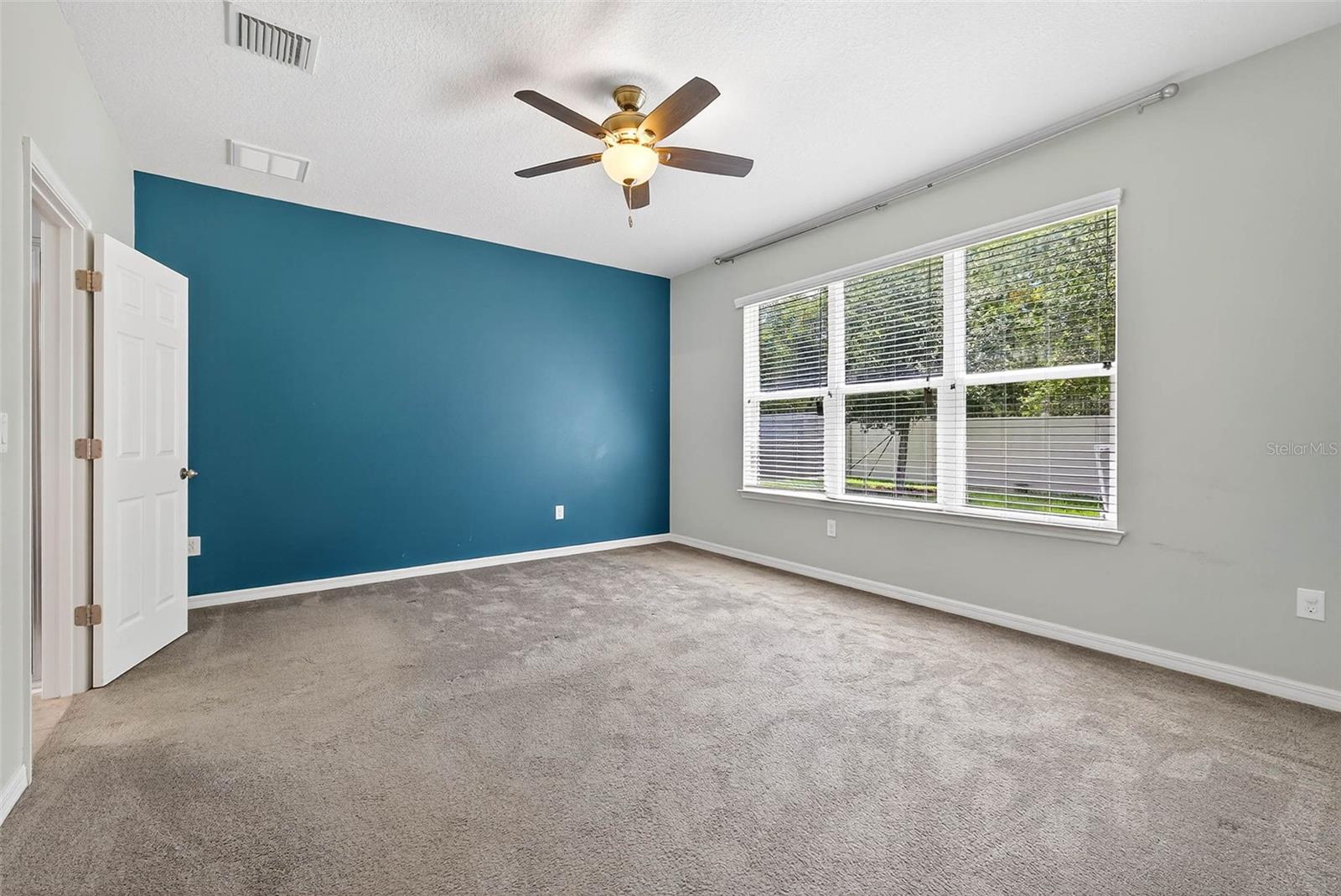 17651 BRIGHT WHEAT DR, LITHIA, FL, 33547