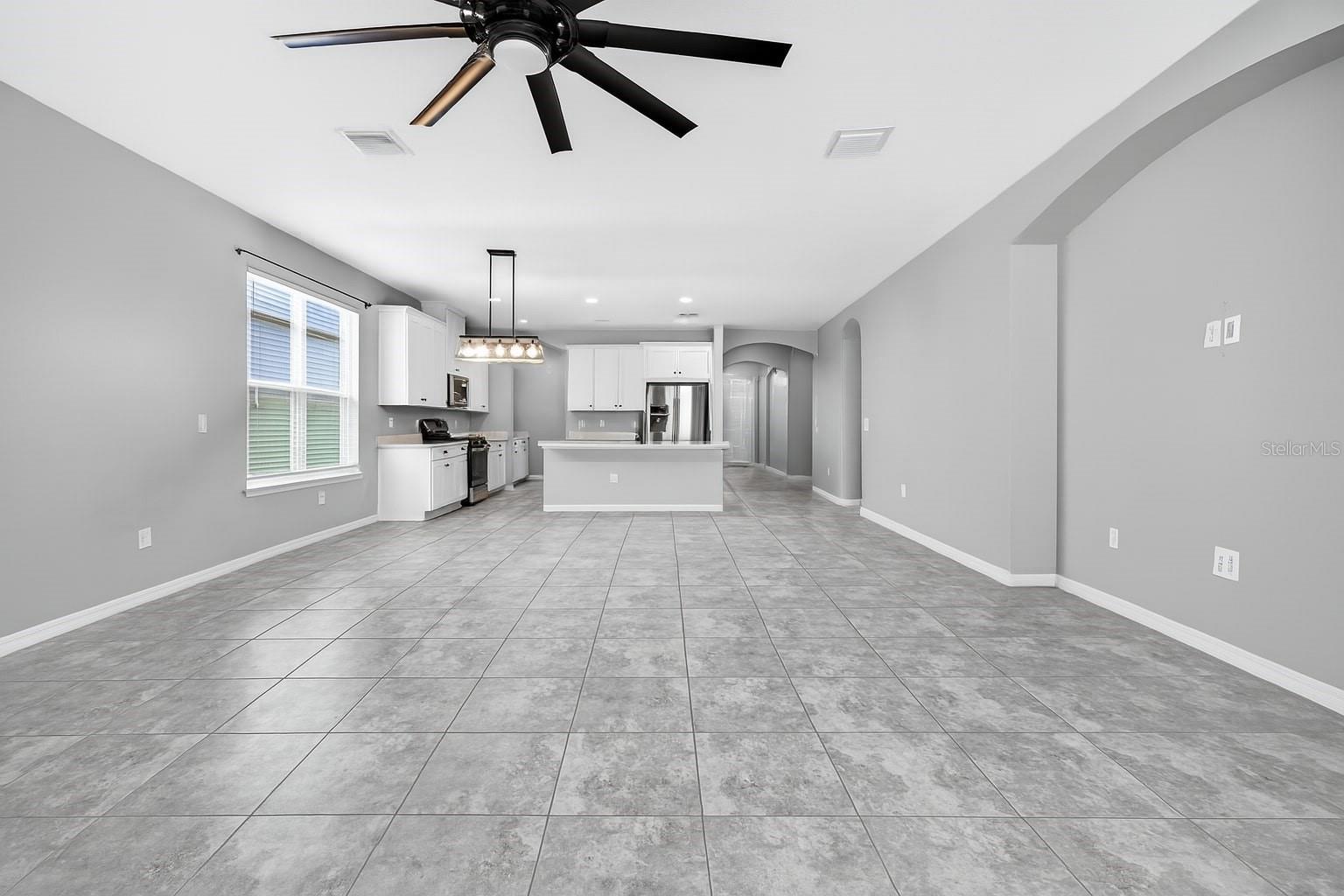 17651 BRIGHT WHEAT DR, LITHIA, FL, 33547