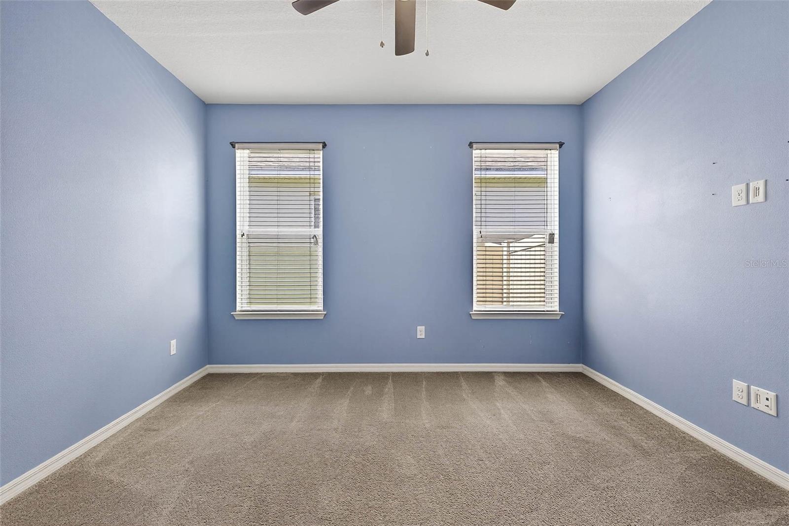 17651 BRIGHT WHEAT DR, LITHIA, FL, 33547