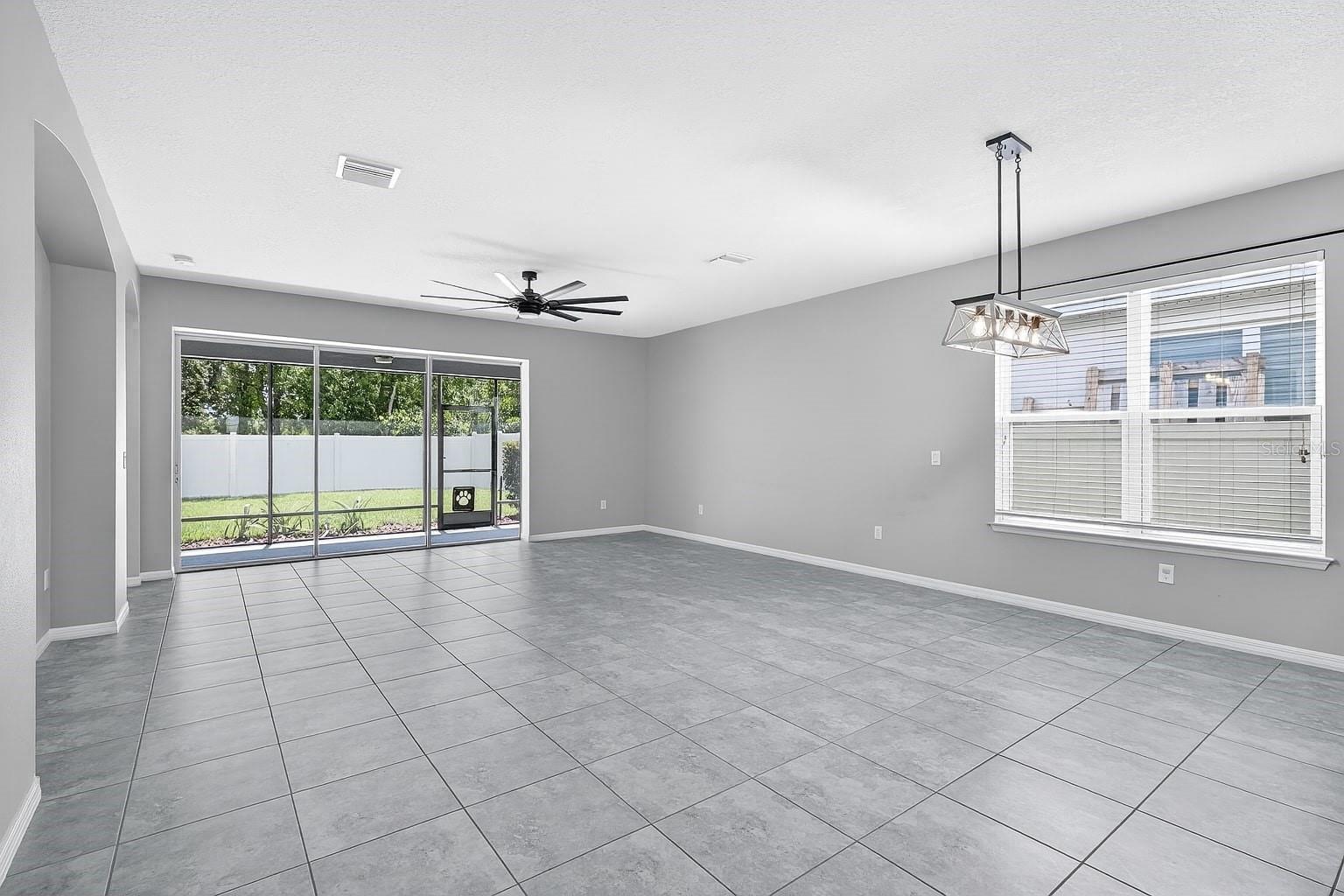 17651 BRIGHT WHEAT DR, LITHIA, FL, 33547