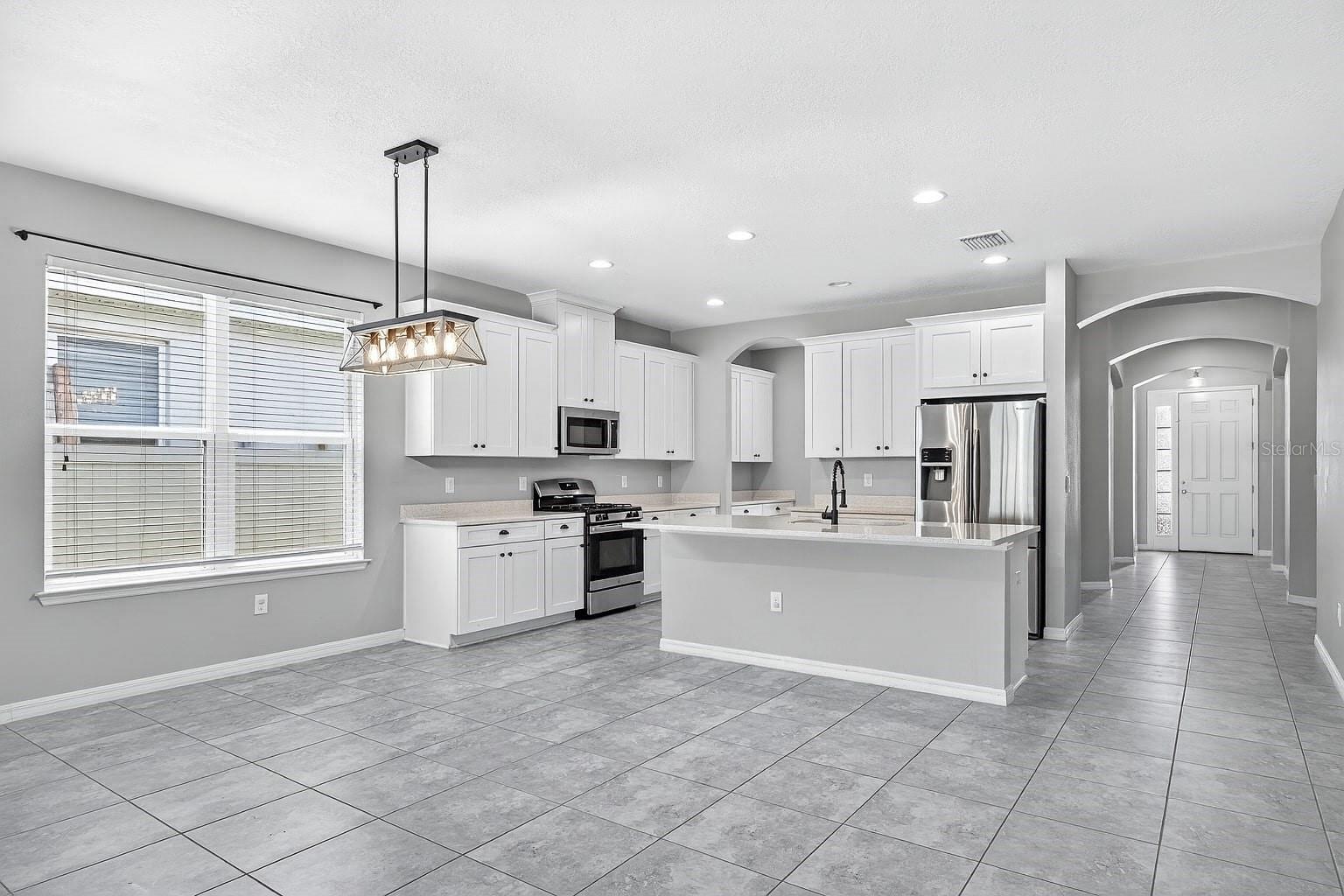 17651 BRIGHT WHEAT DR, LITHIA, FL, 33547