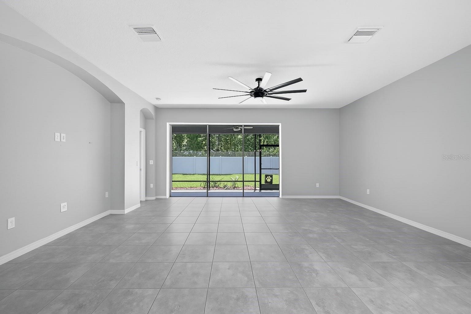 17651 BRIGHT WHEAT DR, LITHIA, FL, 33547