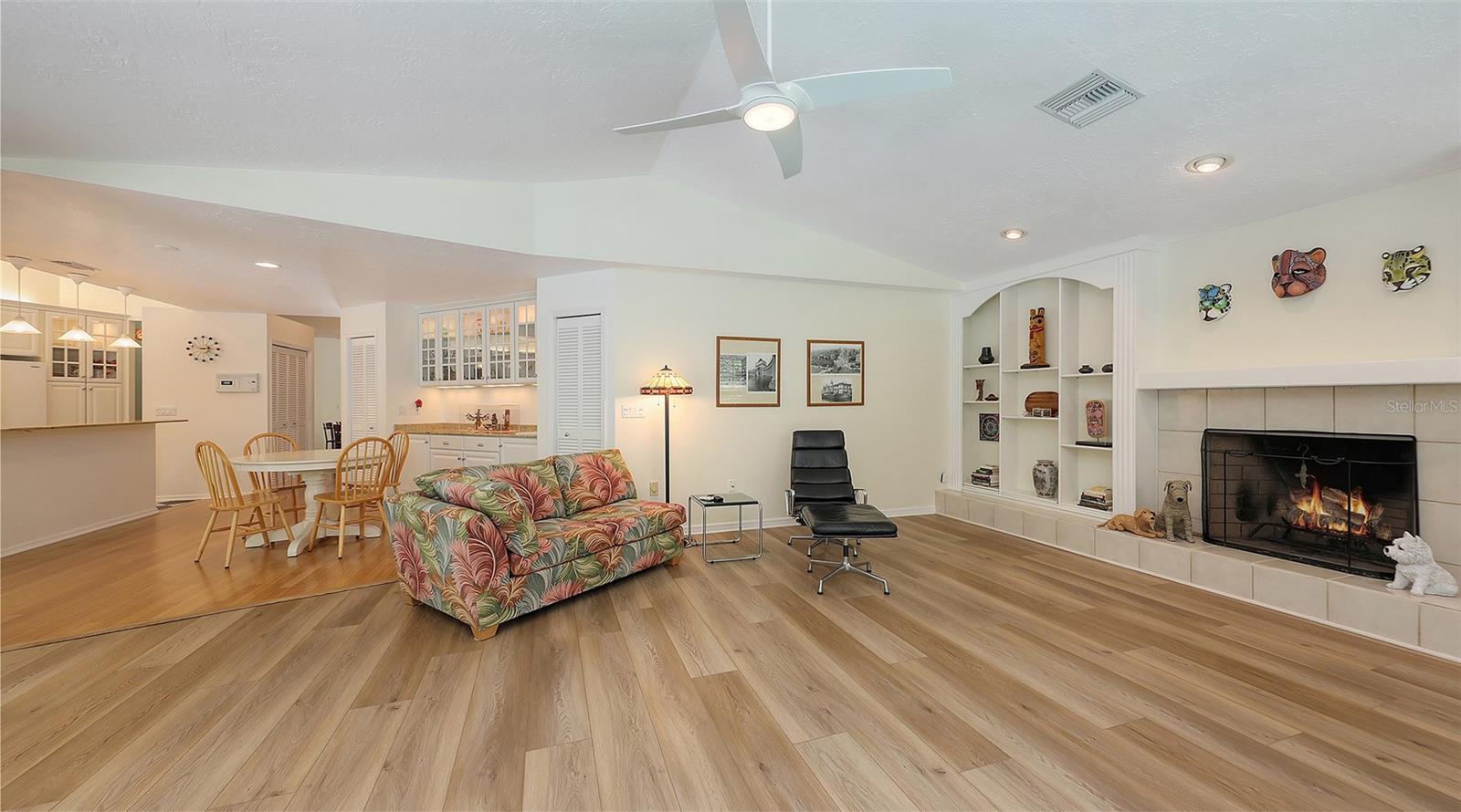 A4656378 Property Photo