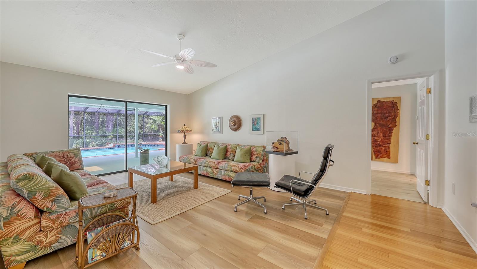 A4656378 Property Photo