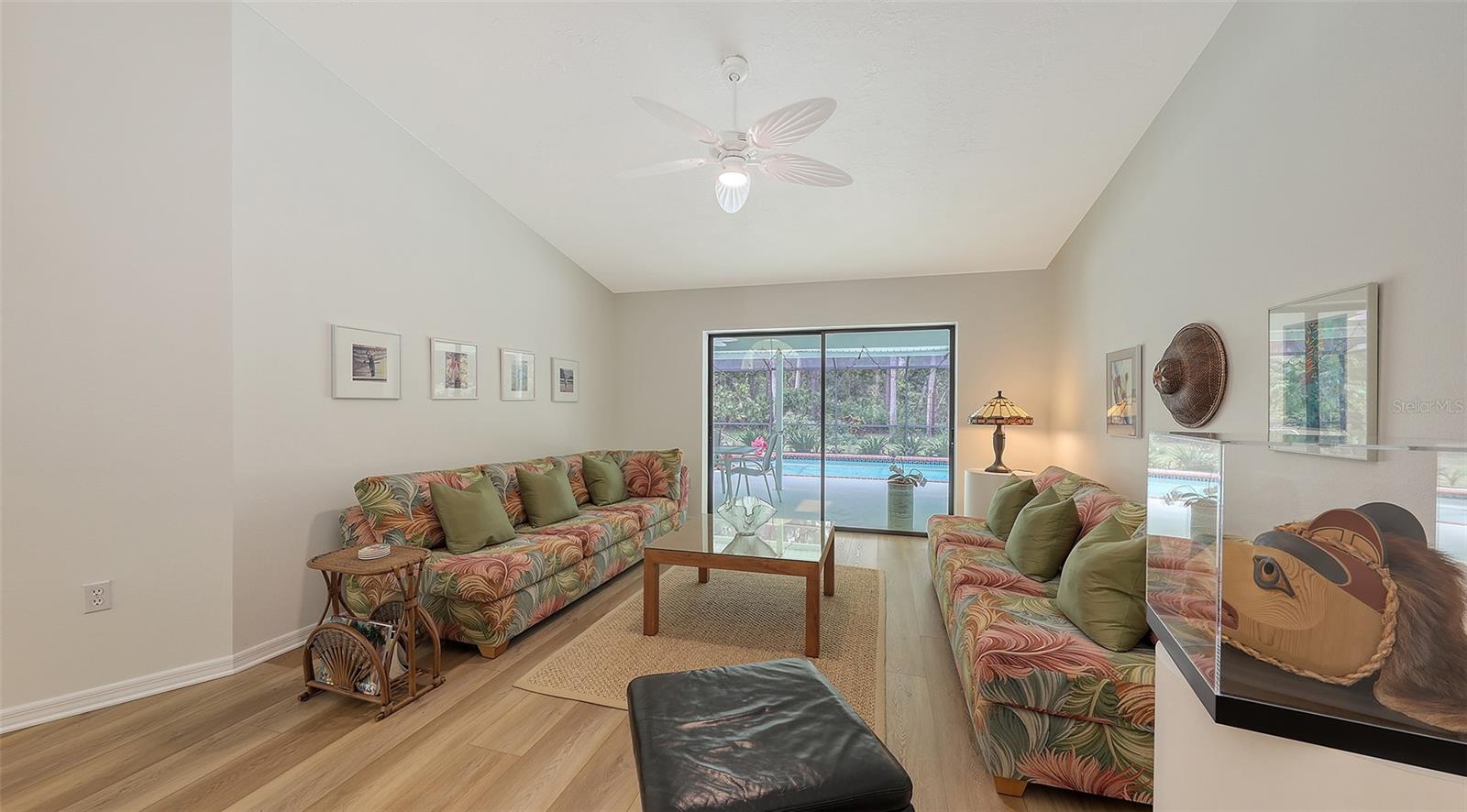 A4656378 Property Photo