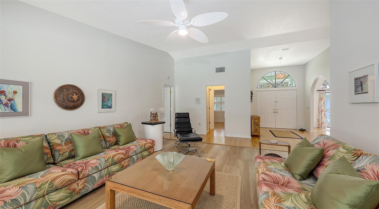 A4656378 Property Photo