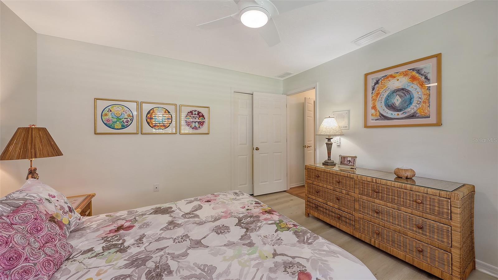 A4656378 Property Photo
