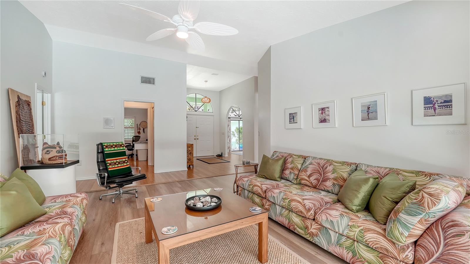A4656378 Property Photo