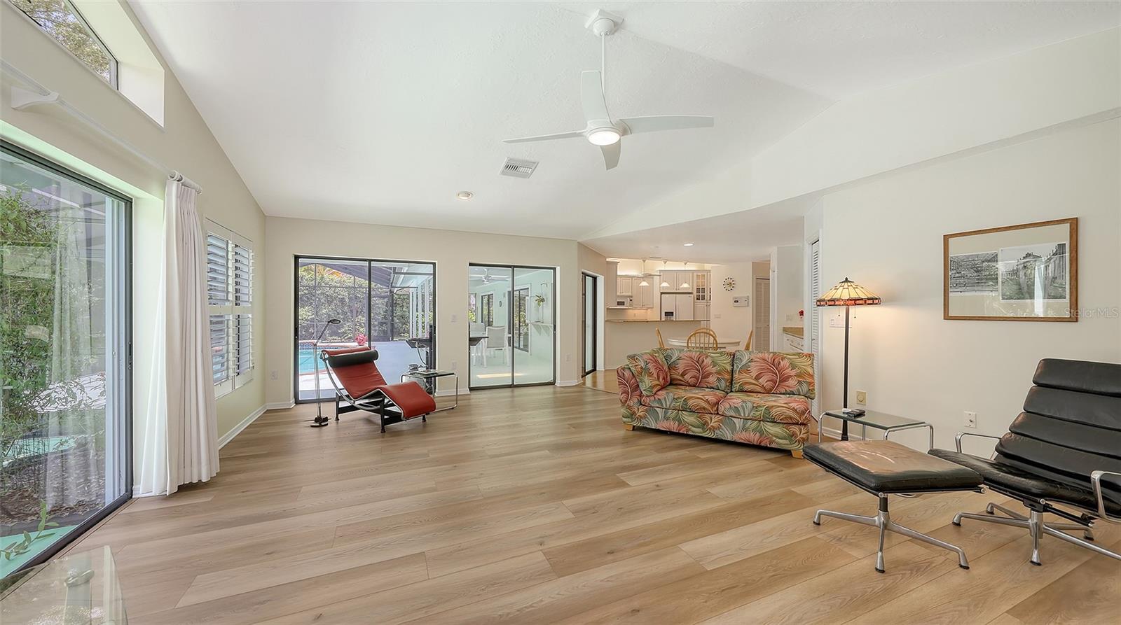 A4656378 Property Photo