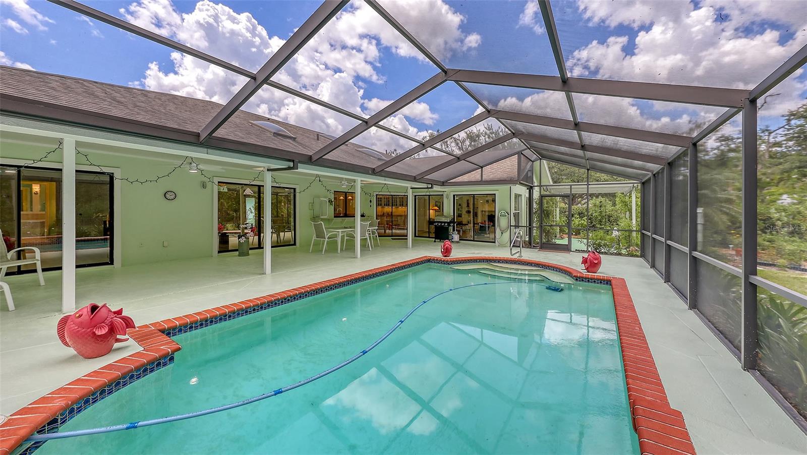 A4656378 Property Photo