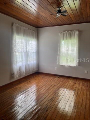 6127 CREWS LAKE RD, LAKELAND, FL, 33812