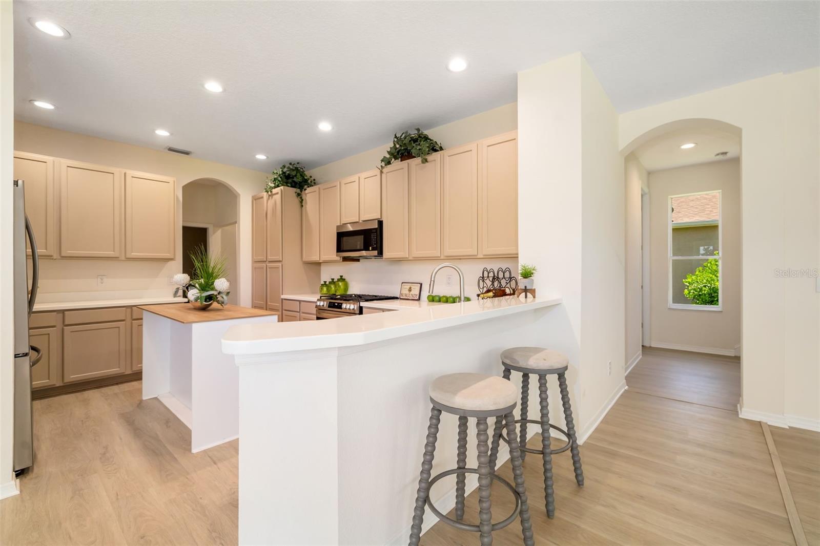A4656385 Property Photo