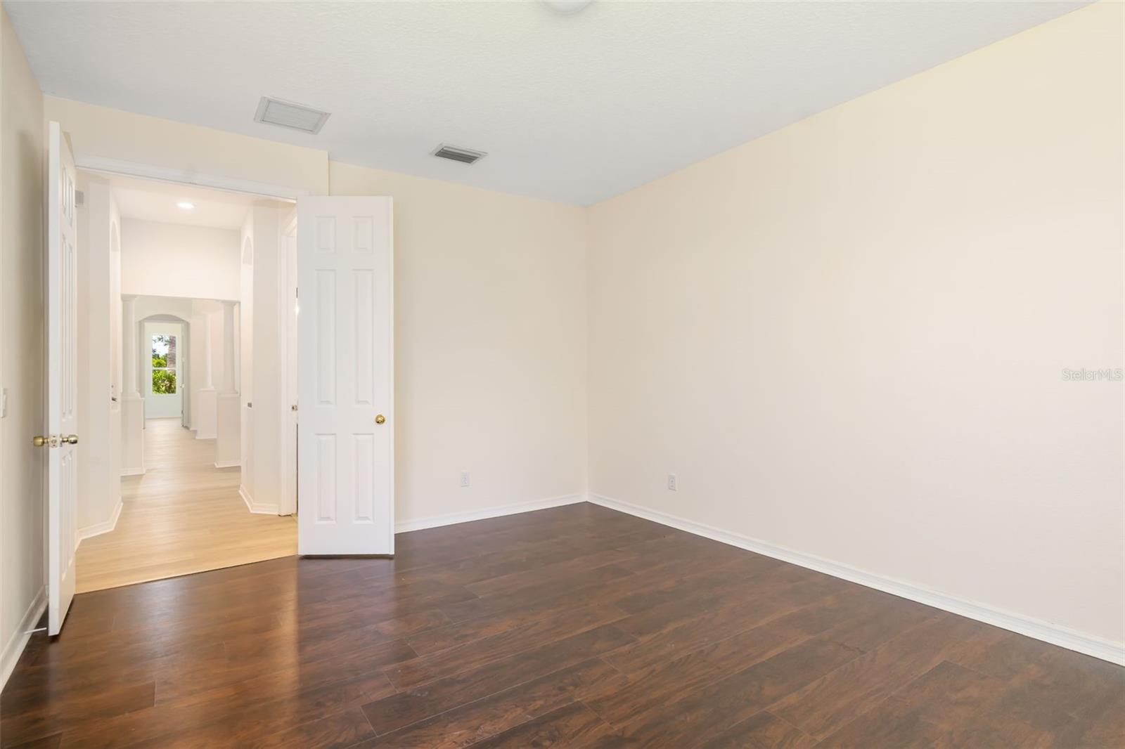 A4656385 Property Photo