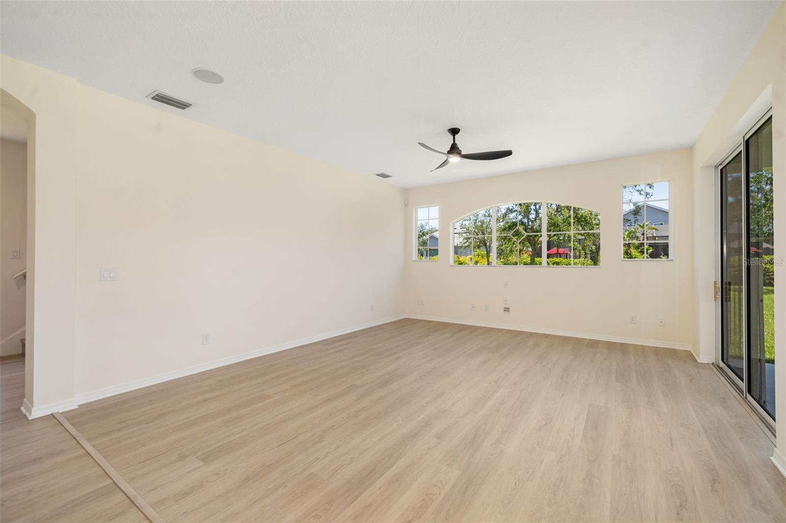A4656385 Property Photo