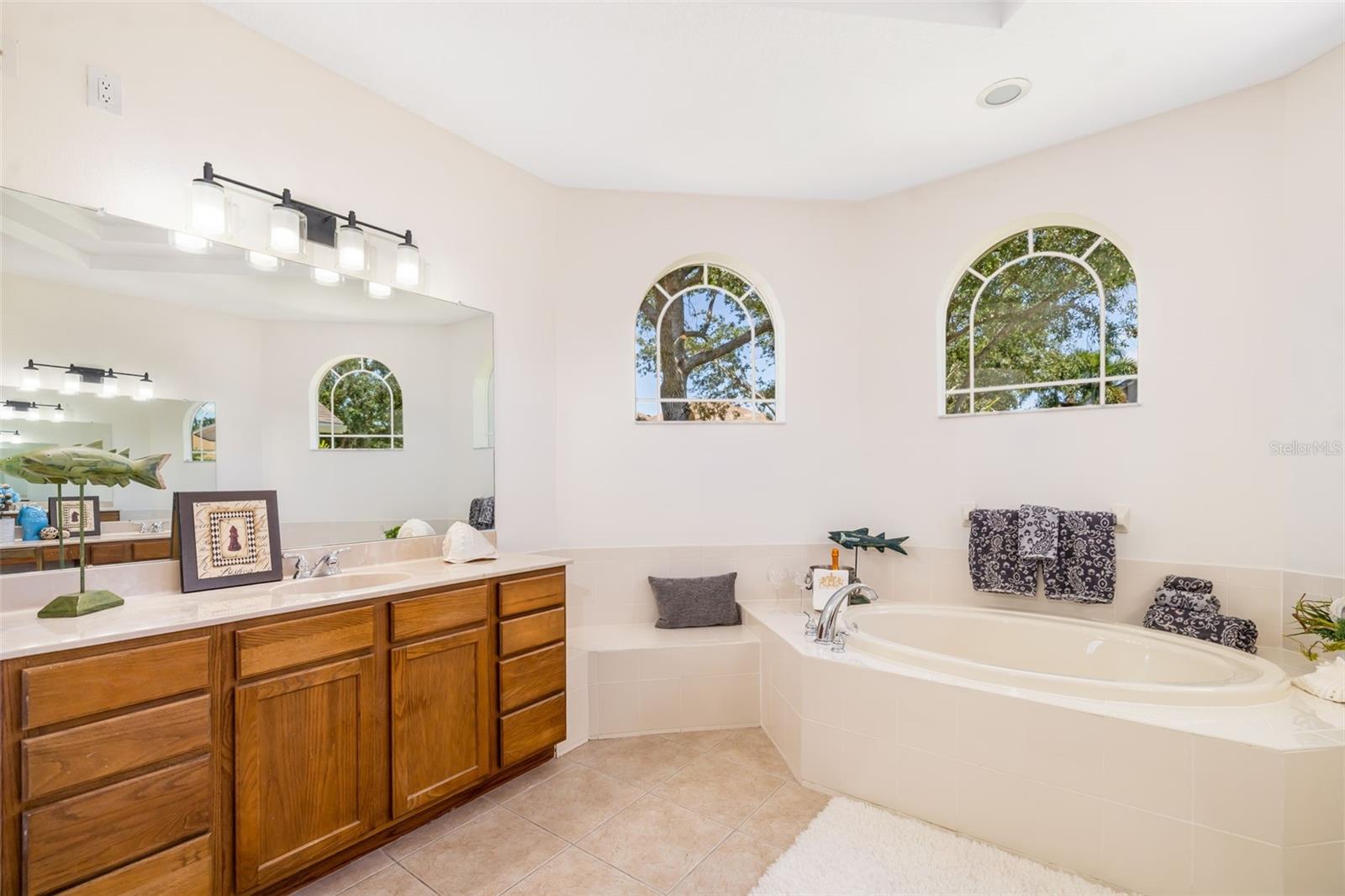 A4656385 Property Photo