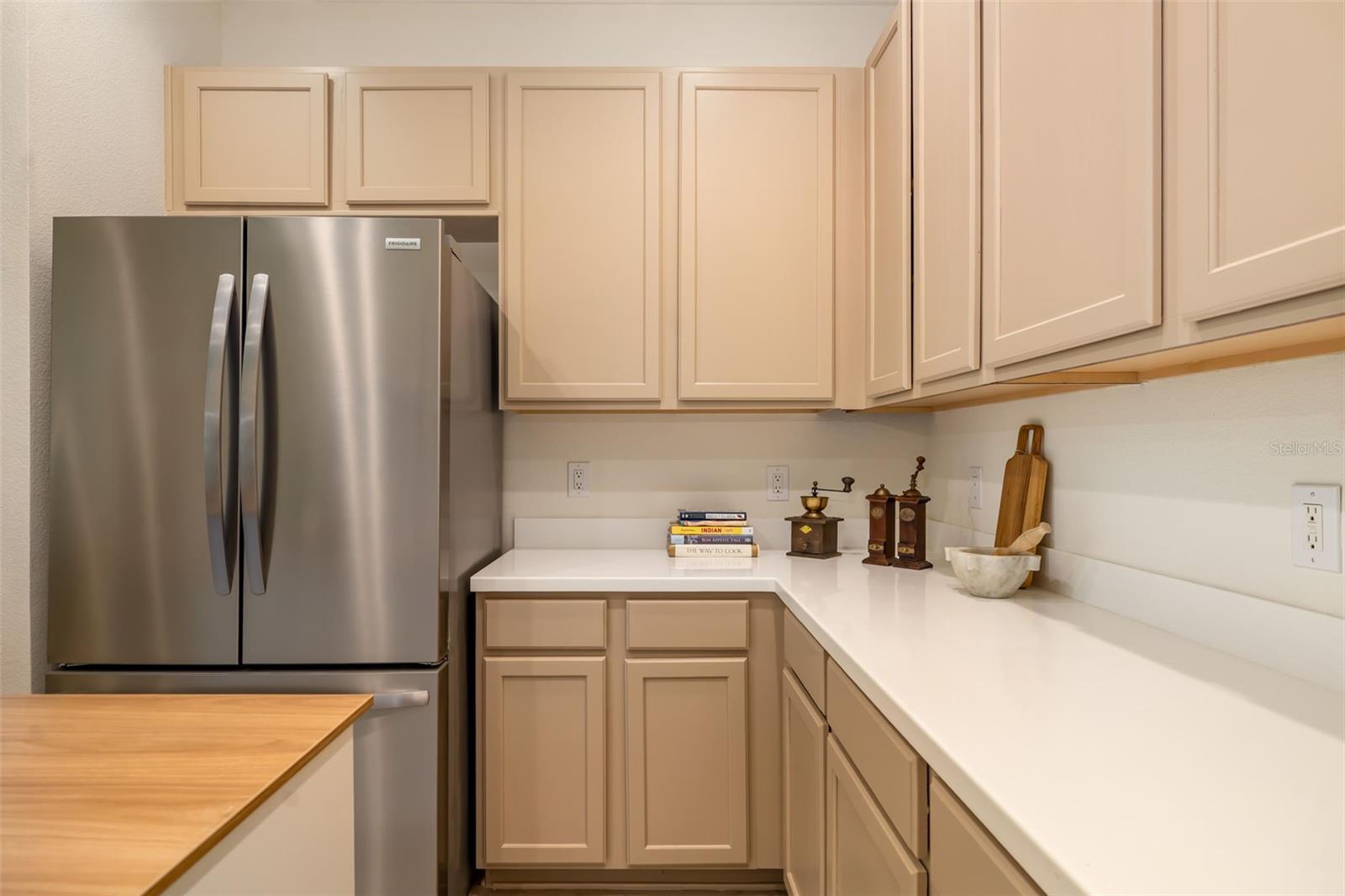 A4656385 Property Photo