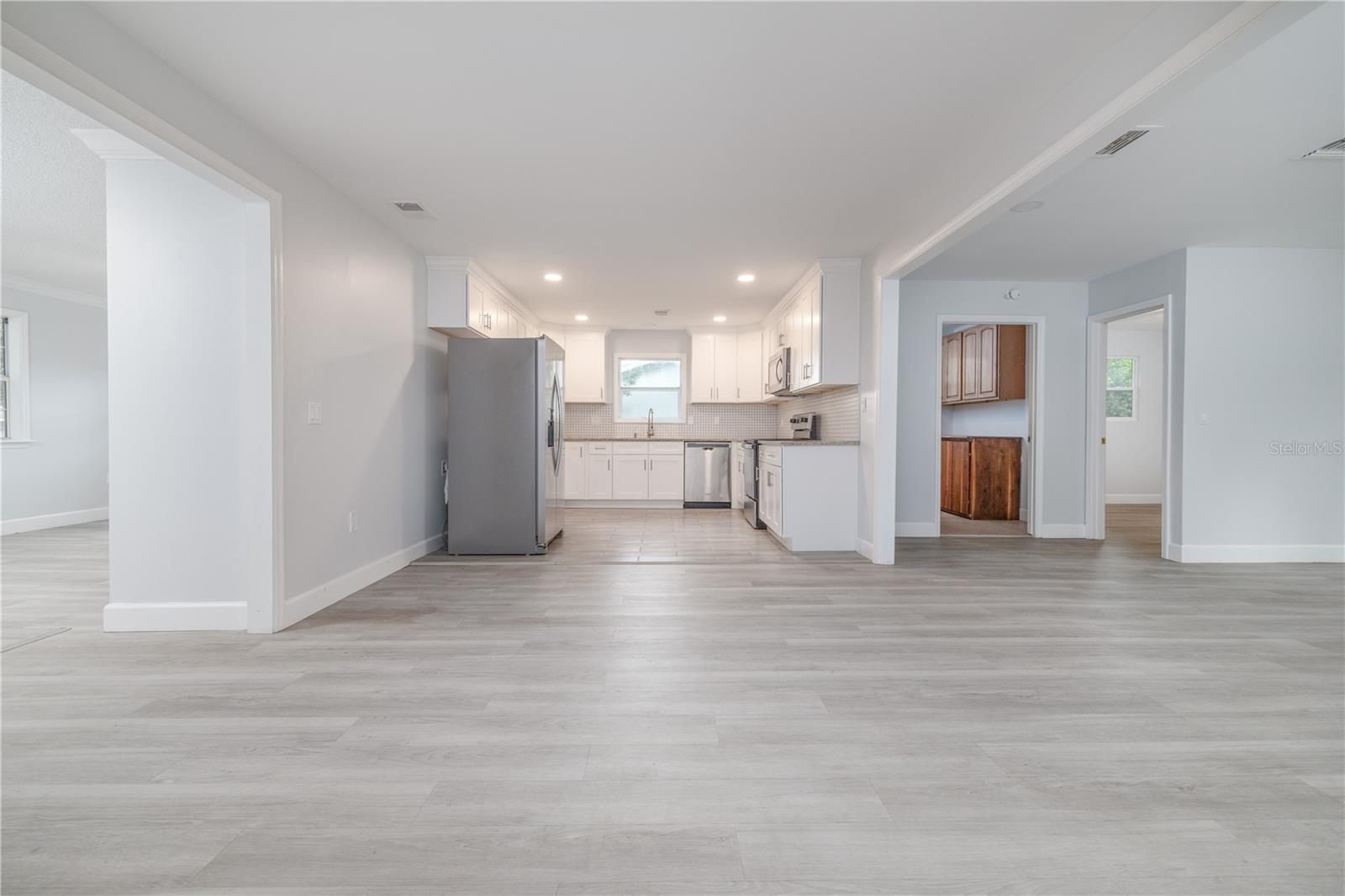 2617 PINE TREE DR, EDGEWATER, FL, 32141