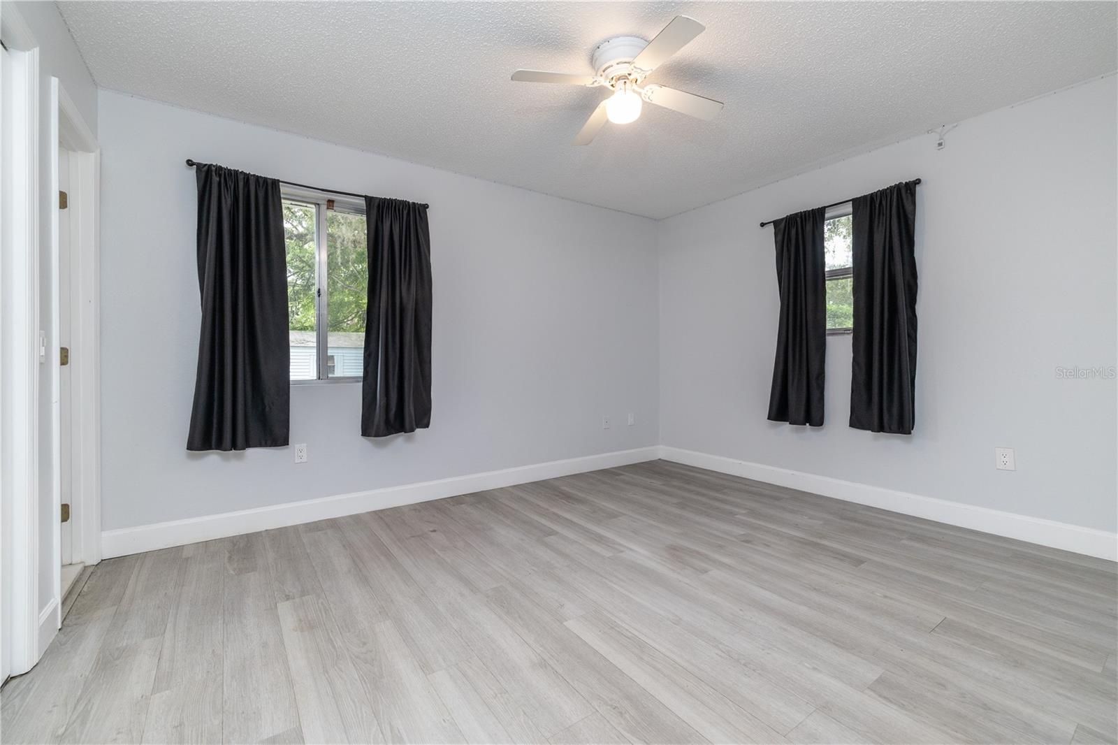 2617 PINE TREE DR, EDGEWATER, FL, 32141