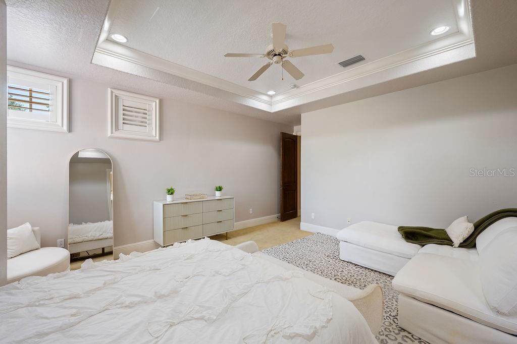 O6319674 Property Photo