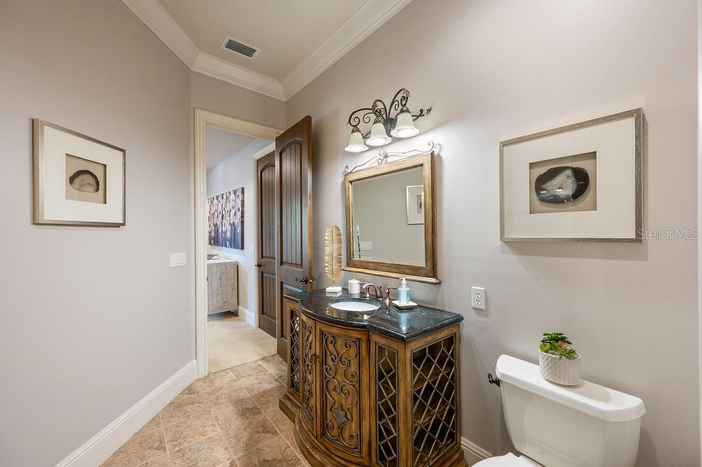 O6319674 Property Photo