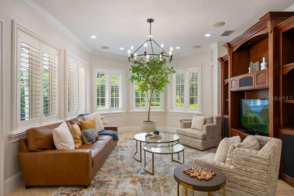 O6319674 Property Photo