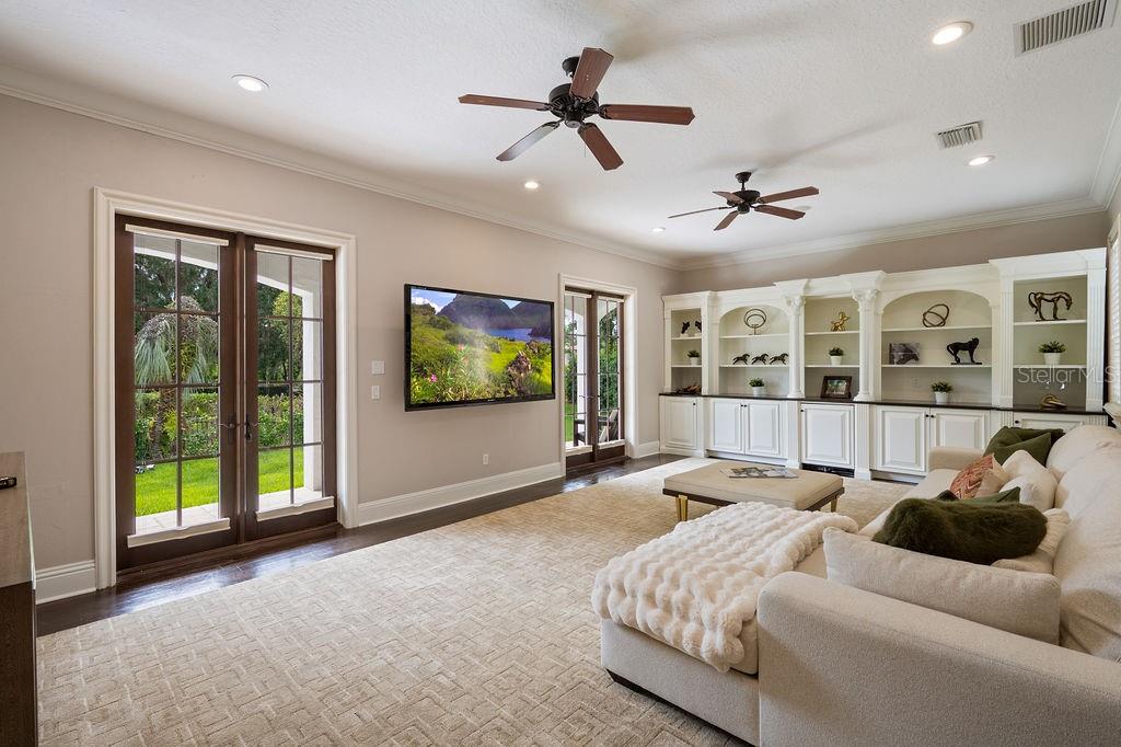 O6319674 Property Photo