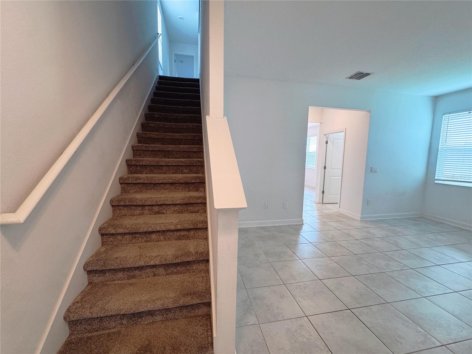 11070 LONGLEAF WOODS DR, ORLANDO, FL, 32832