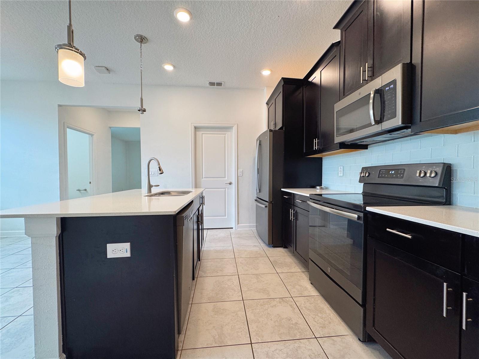 11070 LONGLEAF WOODS DR, ORLANDO, FL, 32832