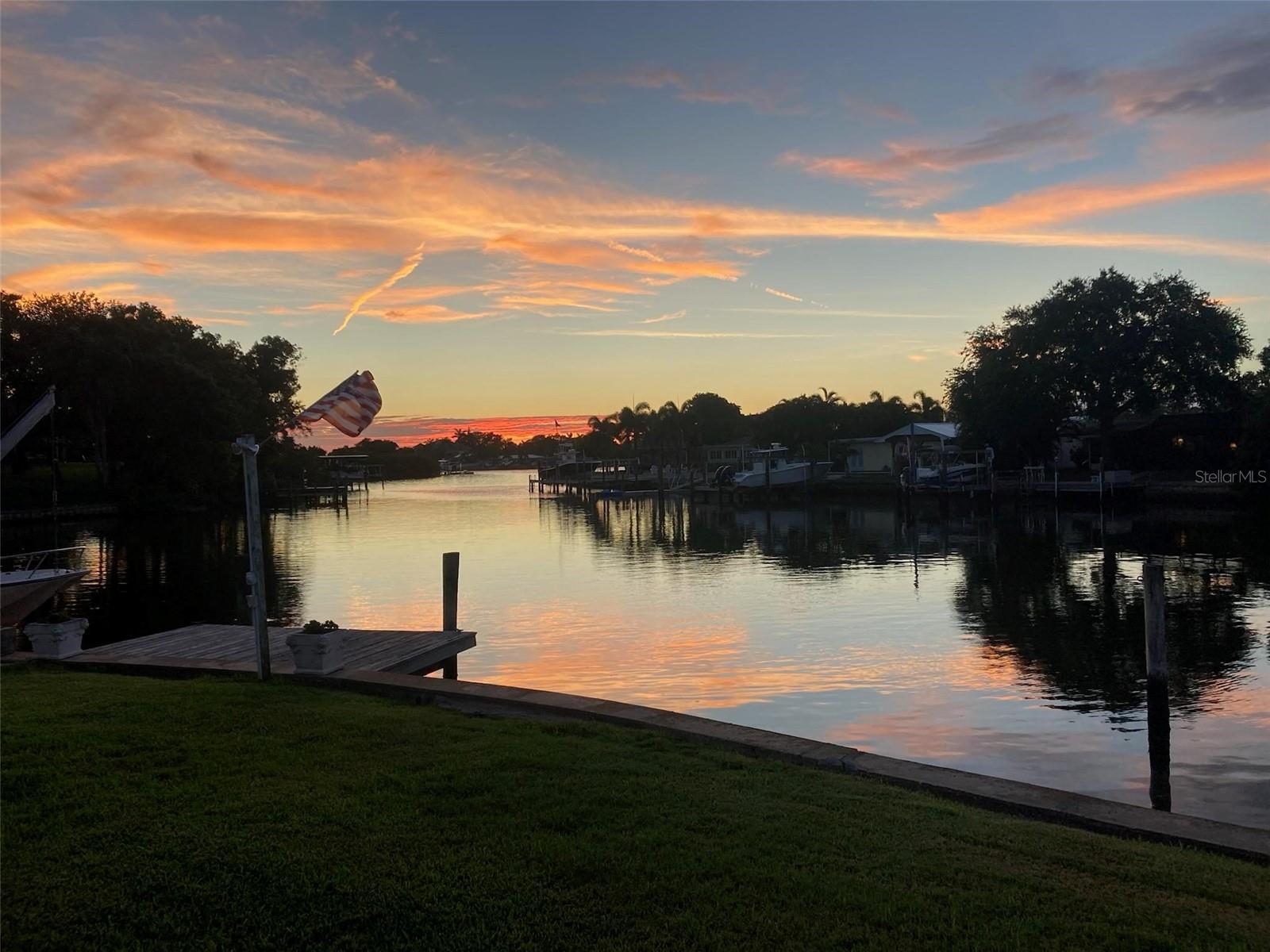 3995 SOUTH CIR, LARGO, FL, 33774