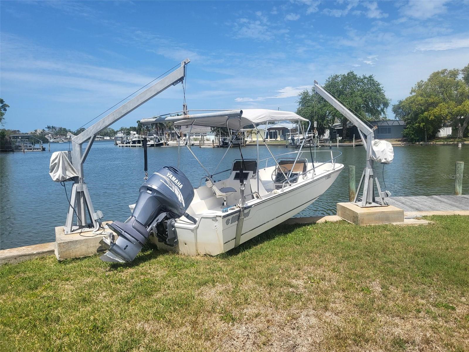 3995 SOUTH CIR, LARGO, FL, 33774