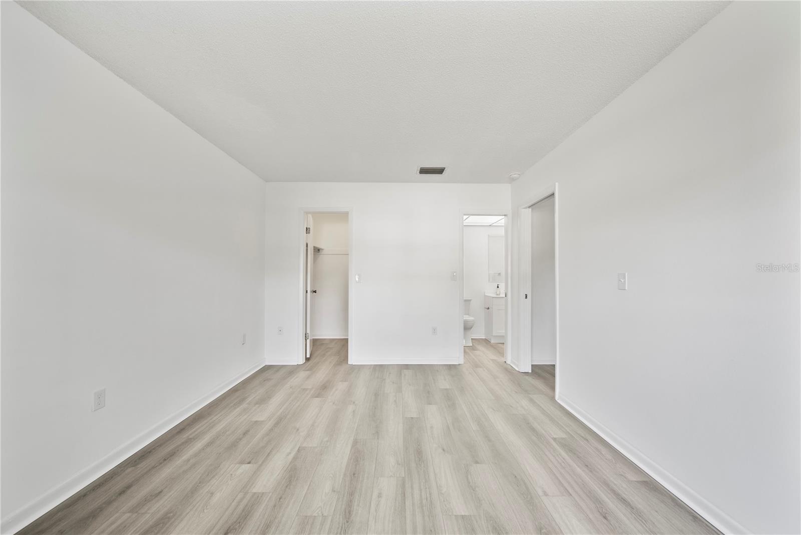 11799 RAINTREE DR, TEMPLE TERRACE, FL, 33617