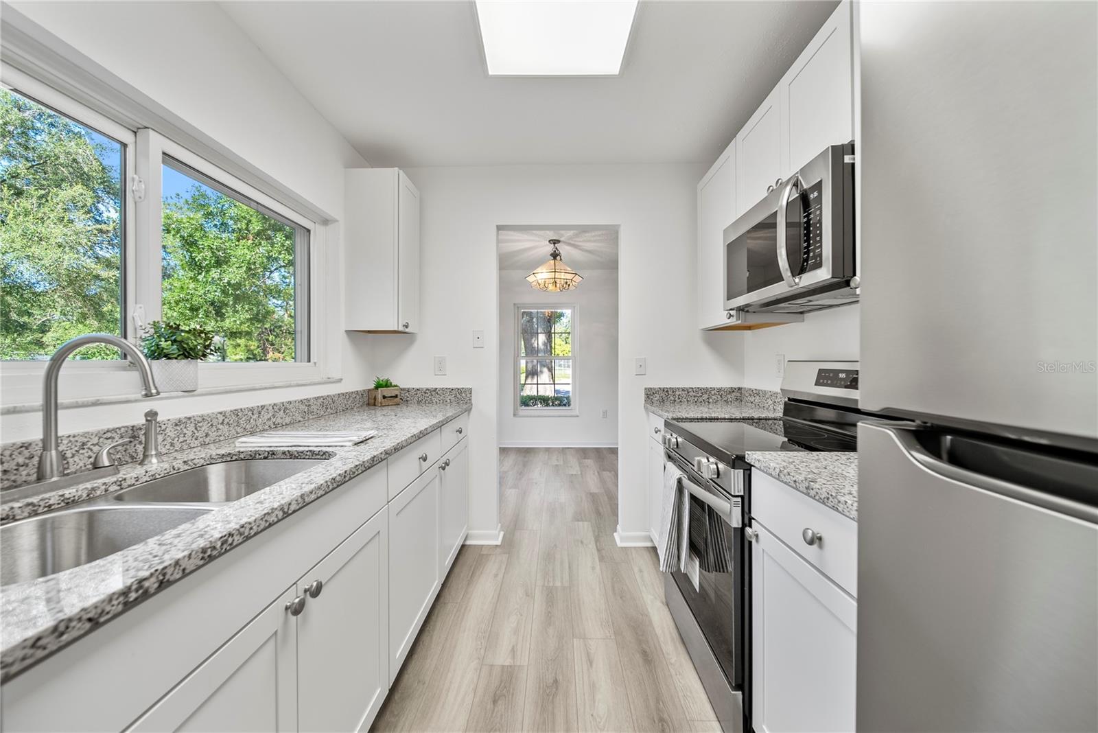 11799 RAINTREE DR, TEMPLE TERRACE, FL, 33617