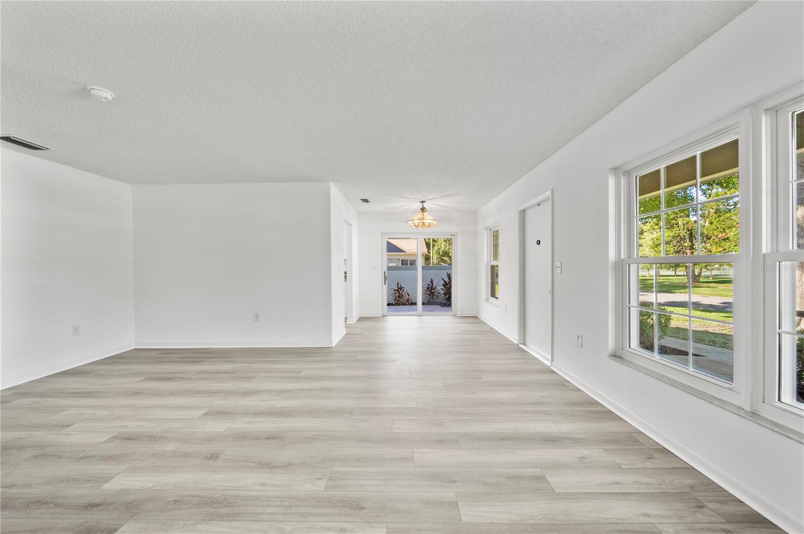 11799 RAINTREE DR, TEMPLE TERRACE, FL, 33617