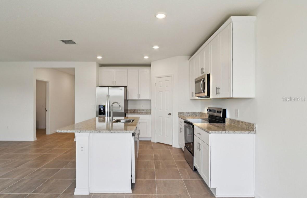 2365 WHITE TAIL ST, DAVENPORT, FL, 33837